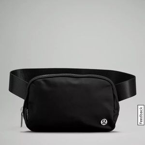 Lululemon Everywhere Belt Bag